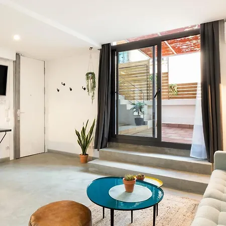 Amazing 3 Bedroom With Terrace In Poble-sec *
