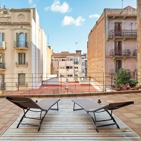 Amazing 3 Bedroom With Terrace In Poble-sec Barcelona